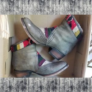 FREEBIRD by Steven aztec Boho Hippie distressed South western ankle boots